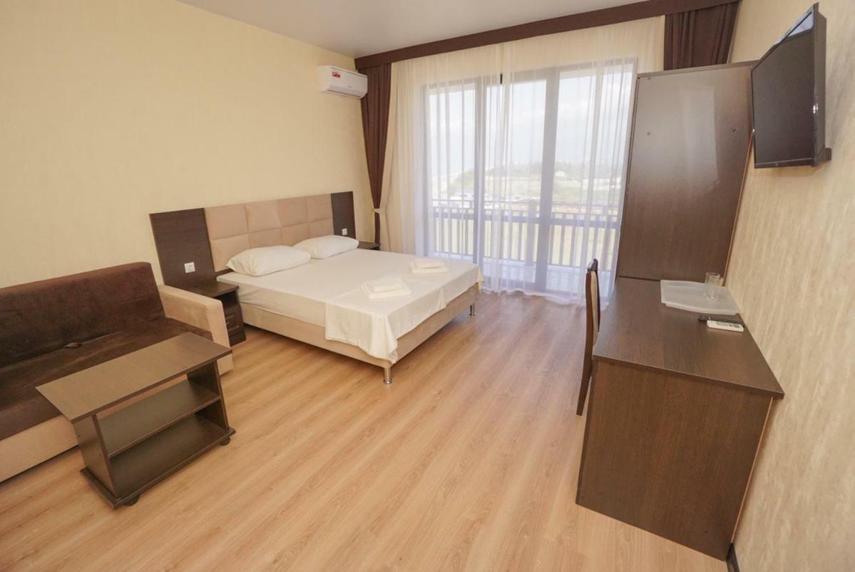 Hotel Paradise Beach Alakhadze Екстериор снимка