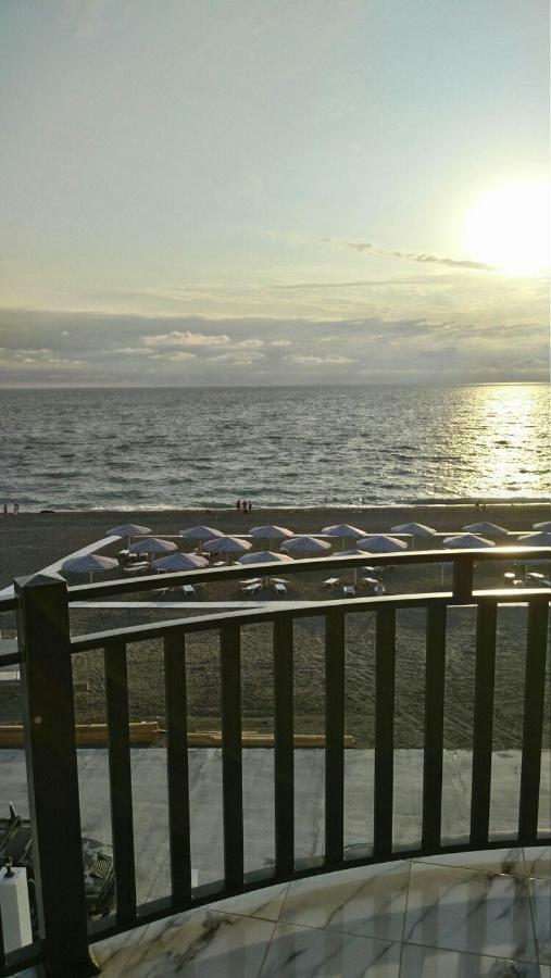Hotel Paradise Beach Alakhadze Екстериор снимка